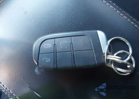 2017 Jeep Grand Cherokee 75Th Anniversary Edition 4X2 z USA, uszkodzony, nr VIN 1C4RJEAG2HC685528